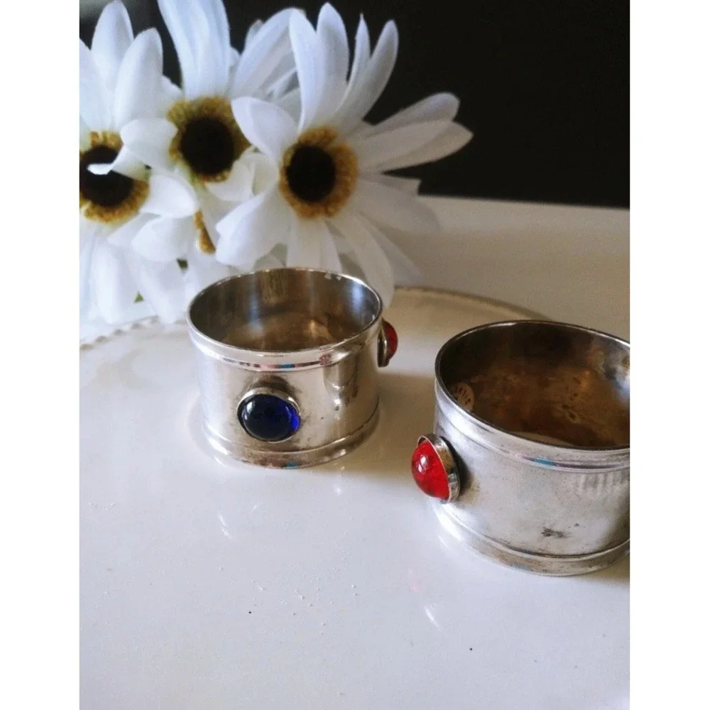 International Silver Co. Silver Plated Napkin Ring Holder w Colored Glass Set 4